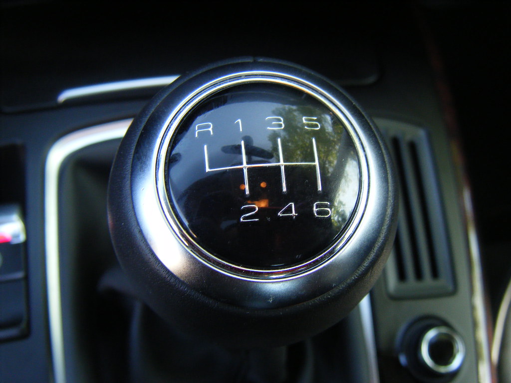 what is 6 speed manual