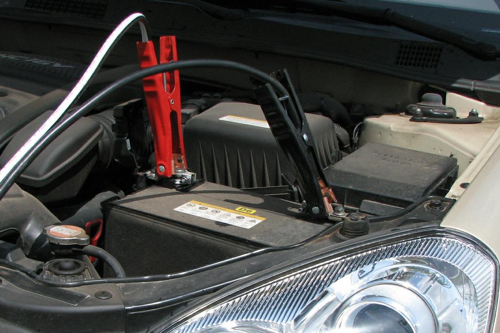 how to start a manual car with a dead battery